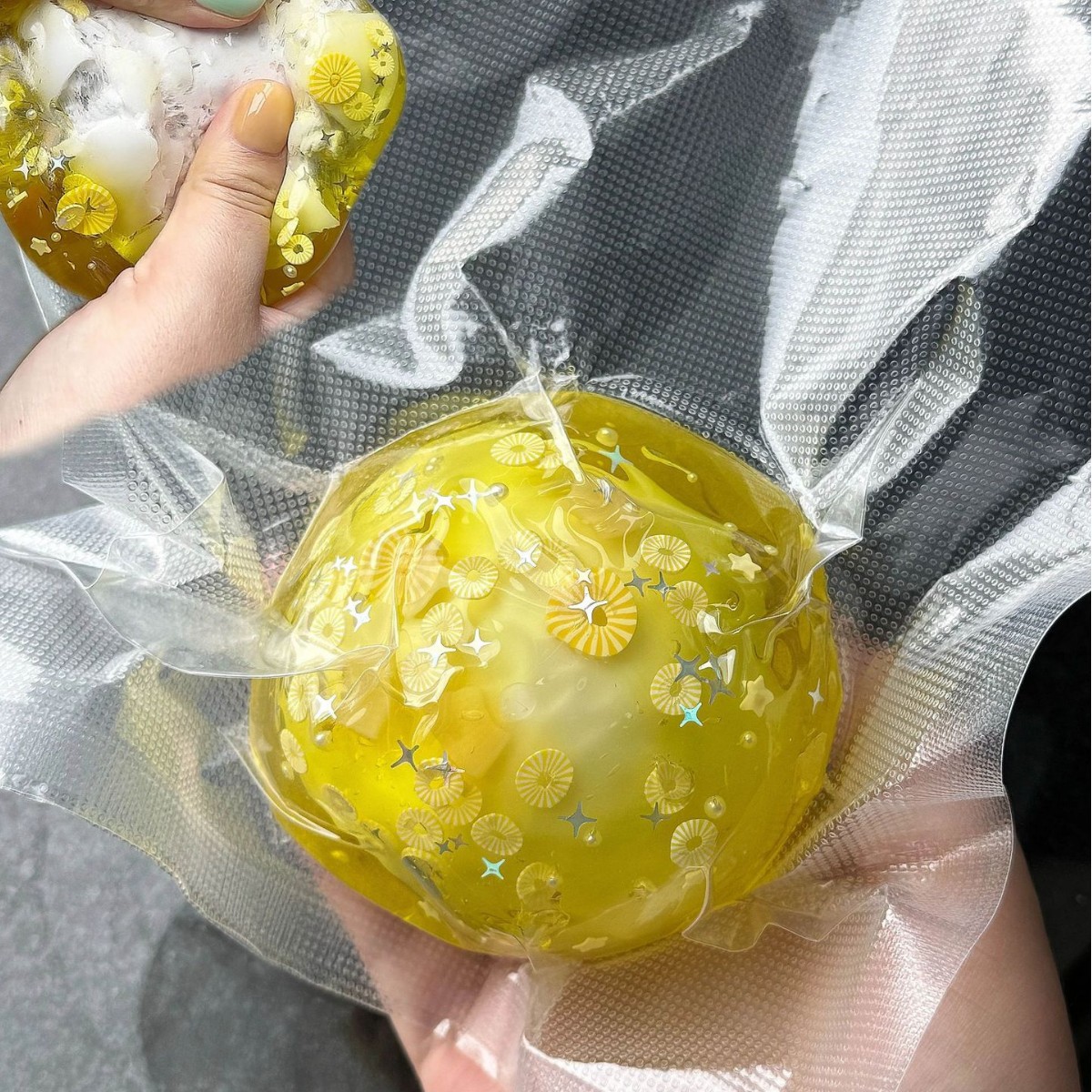 Crispy Squishy Ball Cracking W - Crystal Growing Kit ulasan dan harga